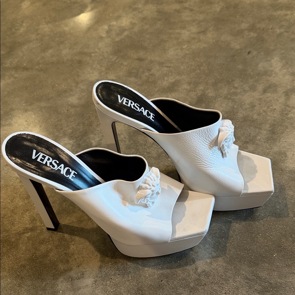 Authentic Versace White platform Mules with Medusa Detail - Picture 2 of 9